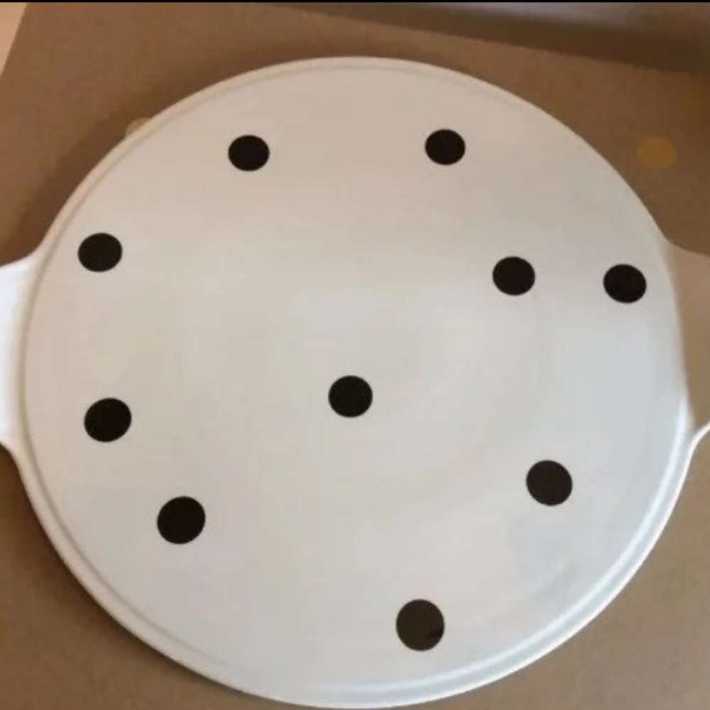 Deco dot pizza stone